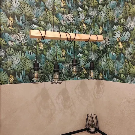 Lägenhet Woodescape - Moderan Stan U Centru Novog Sada *