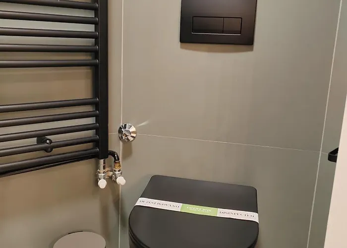 Woodescape - Moderan Stan U Centru Novog Sada Διαμέρισμα *